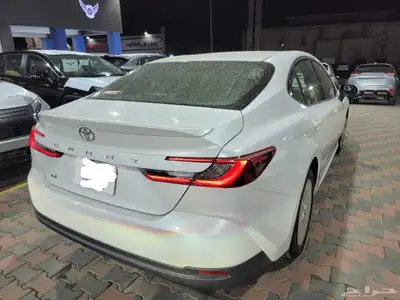 كامري LE بنزين 2025 4