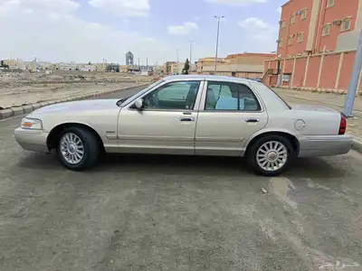 فورد جراند ماركيز 2011 للبيع أو البدل المناسب 8