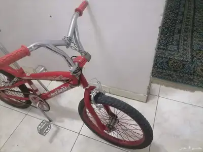 سيكل كوبرا أحمر نظيف مقاس 20 1