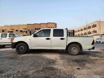 وانيت ايسوزو غمارتين 2011 4