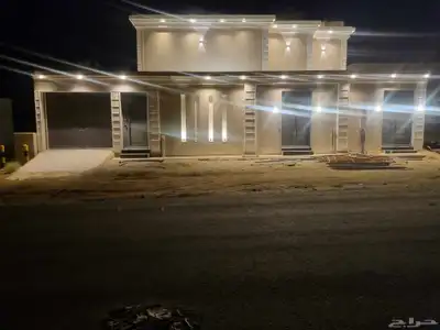 فيلا للبيع ( دور ارضي ) 13