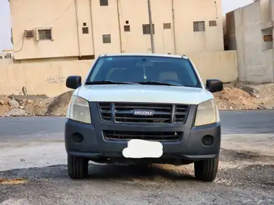 وانيت ايسوزو غمارتين 2011 0