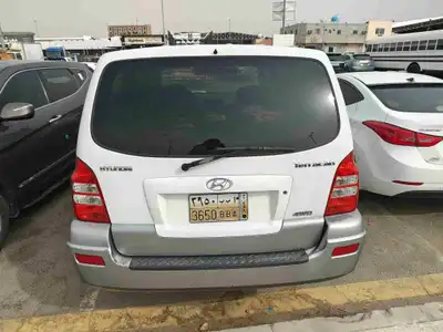 هيونداي تريكان 2005 ديزل قير عادي ممشى قليل 3
