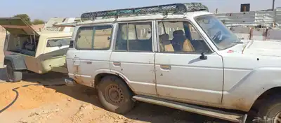 جيب تيوتا لاندكروزر مديل 1982 1
