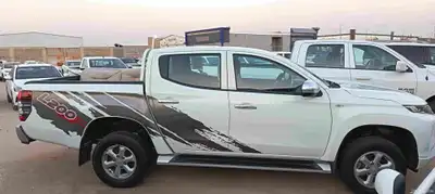 ميتسوبيشي L200 عداد 134 8
