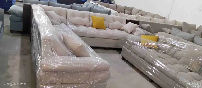 كنب جديد جاهز حرف ال و7نفر شامل التوصيل 46