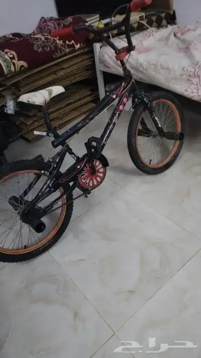 اغراض منزلية للبيع بحالة ممتازة 0