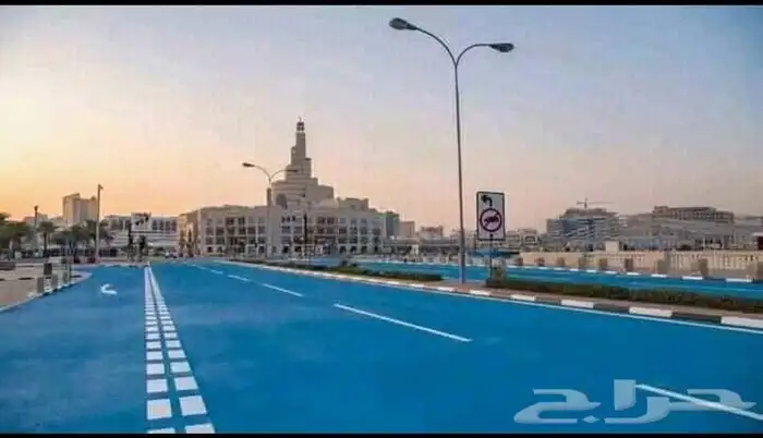 مقاول اسفلت مع مواد 2