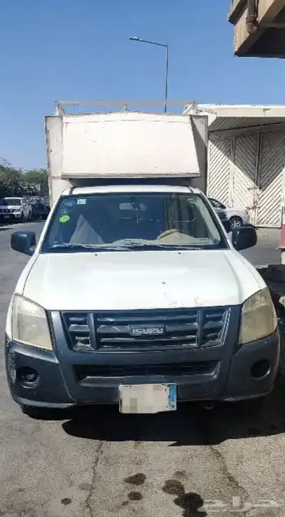 Isuzu d-max 2011 2