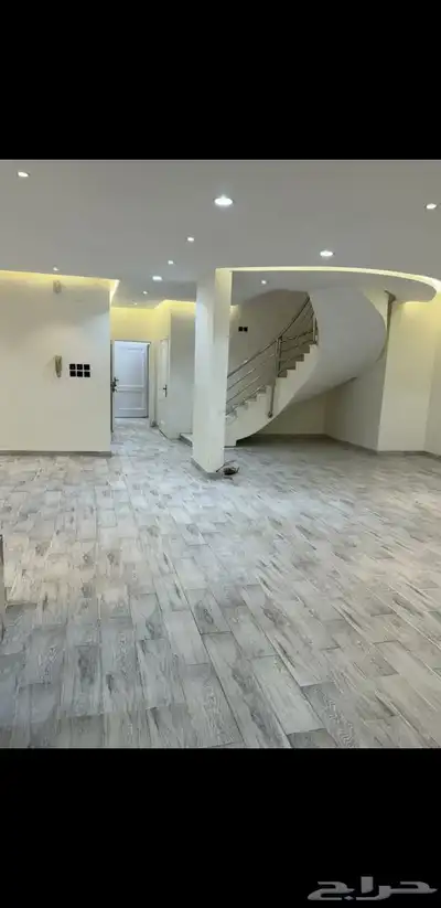 للبيع شقة وملحق جديدة بالشرائع 1