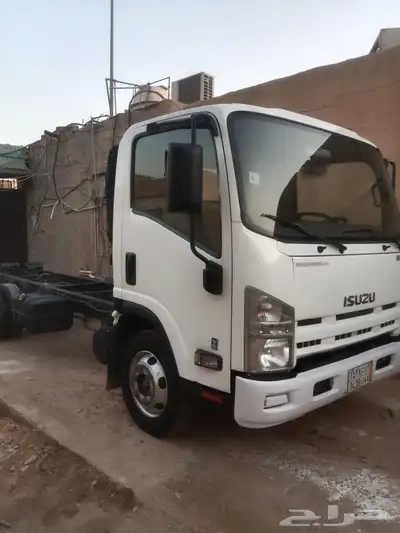 دينا ايسوزو NQR بودي وكالة محركات وكالة ماشي229 مديل2013 6طن 1