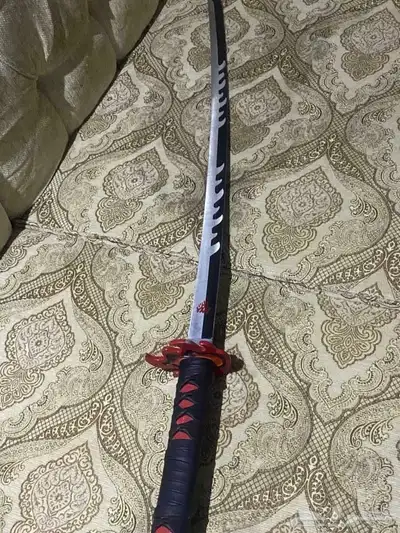 سيف انمي حديد للبيع 1