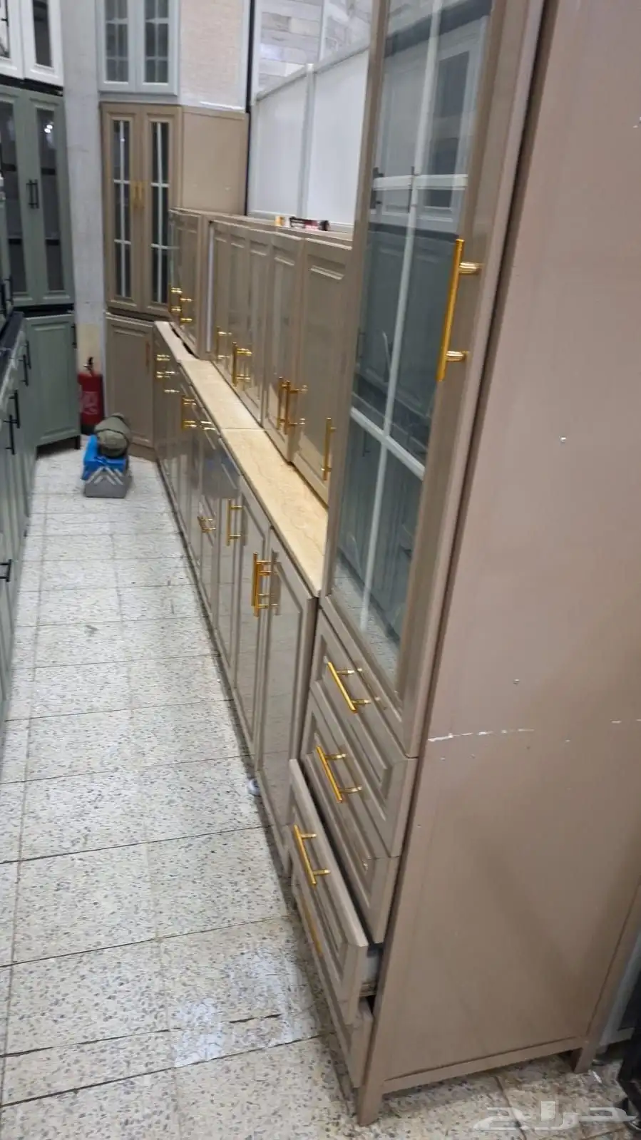 السلام عليكم مطبخ مستعمله نظيفه للبيع جميع انواع المقاسات 3