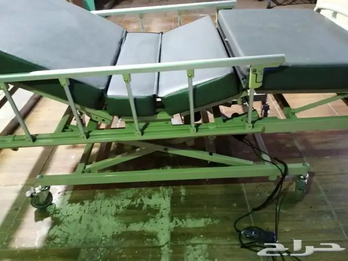سرير طبي كهربائي 1