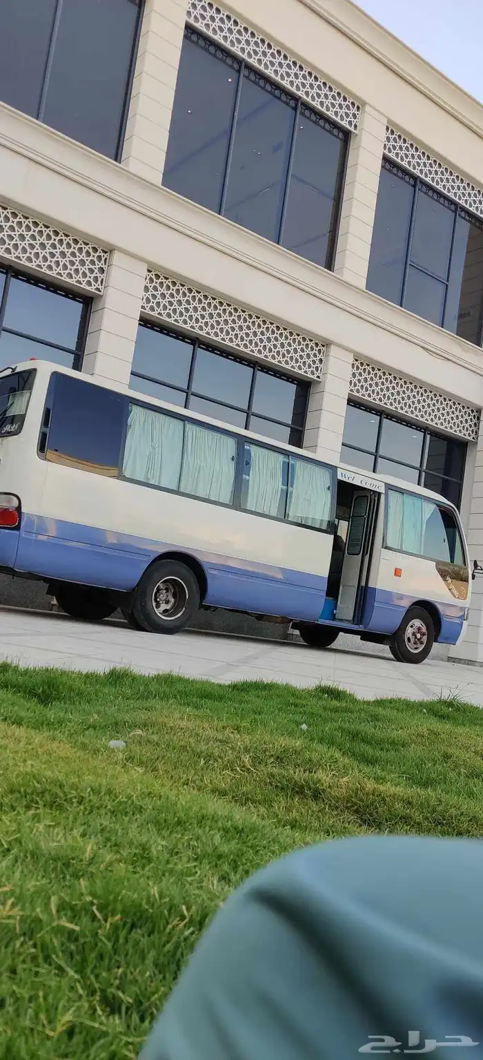ايجار باص كوستر 30 راكب مع سواك فندق مطعم مطار 2