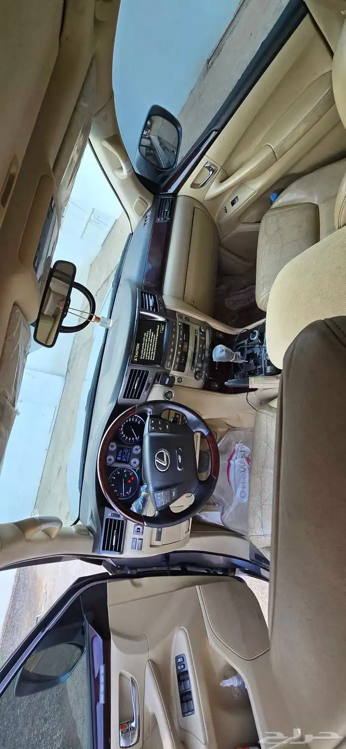 جيب لكزس lx570 9