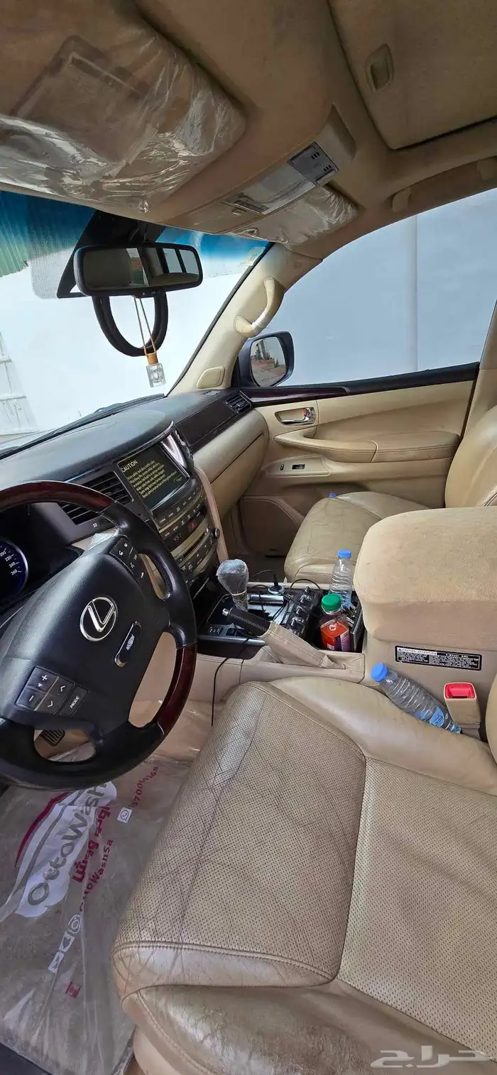 جيب لكزس lx570 8