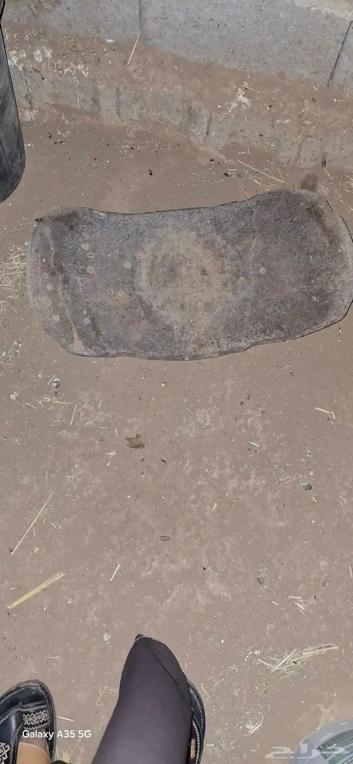 للبيع أغراض قديمه 2