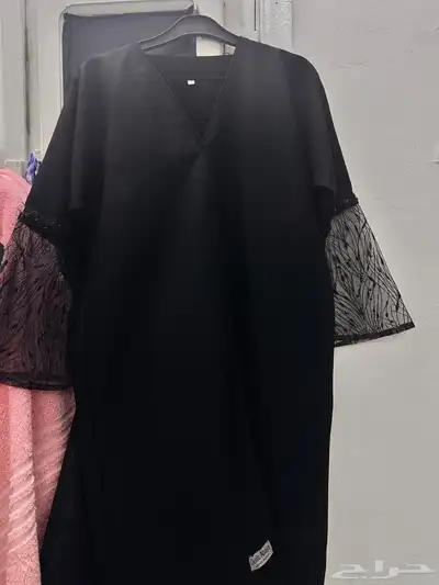 فستان وعباية 1