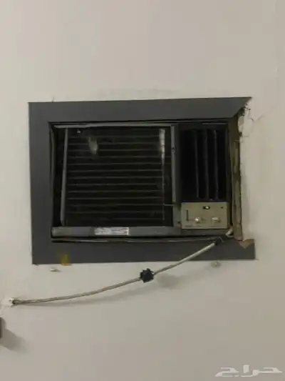 اثاث كامل للبيع 2ثلاجه 1فريزر 1مكيف اسبلت 24- 5مكيفات شباك 11