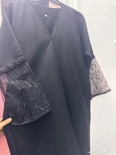فستان وعباية 2