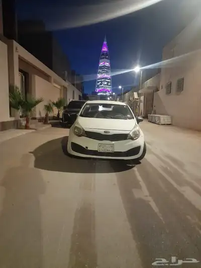 كيا ريو مسروقه من جنب باب بيتنا الرجاء الاتصال ان وجدت 2