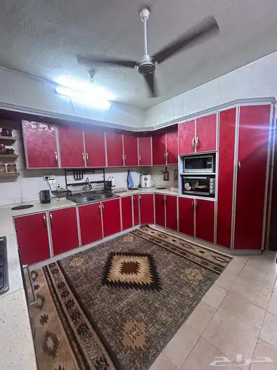 اثاث كامل للبيع 2ثلاجه 1فريزر 1مكيف اسبلت 24- 5مكيفات شباك 1