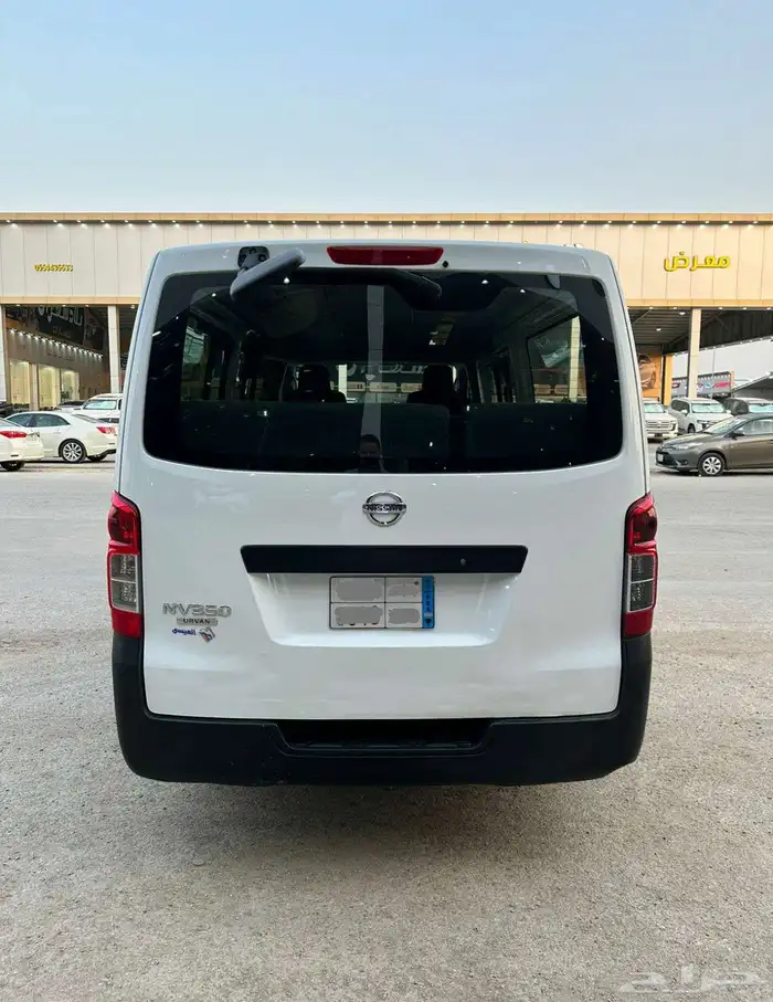 باص ركاب نيسان 2015 3