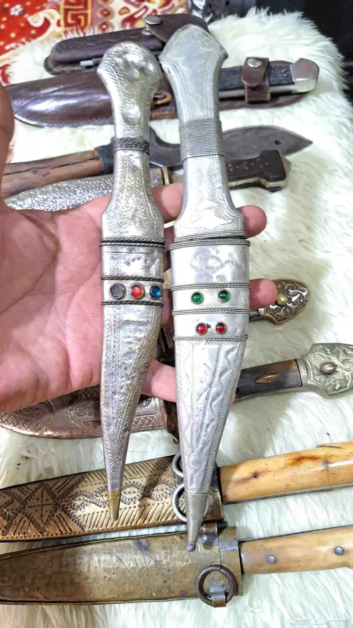 خناجر وسكين قديمة 3