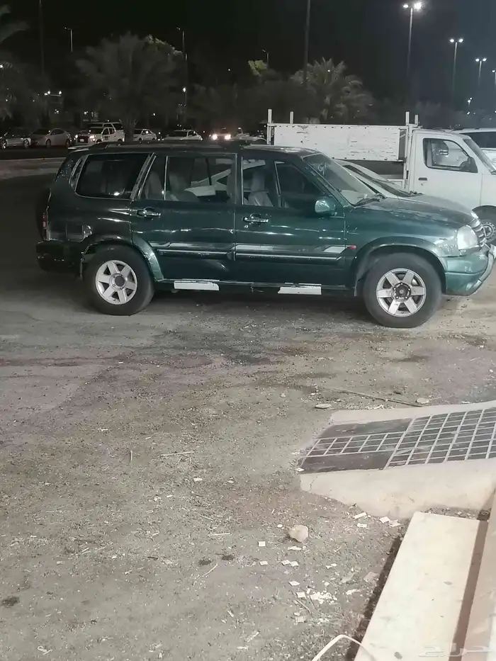 جيب سوزوكي فيتارا 2002 اوتوماتيك للبيع تشليح على السوم والله 0