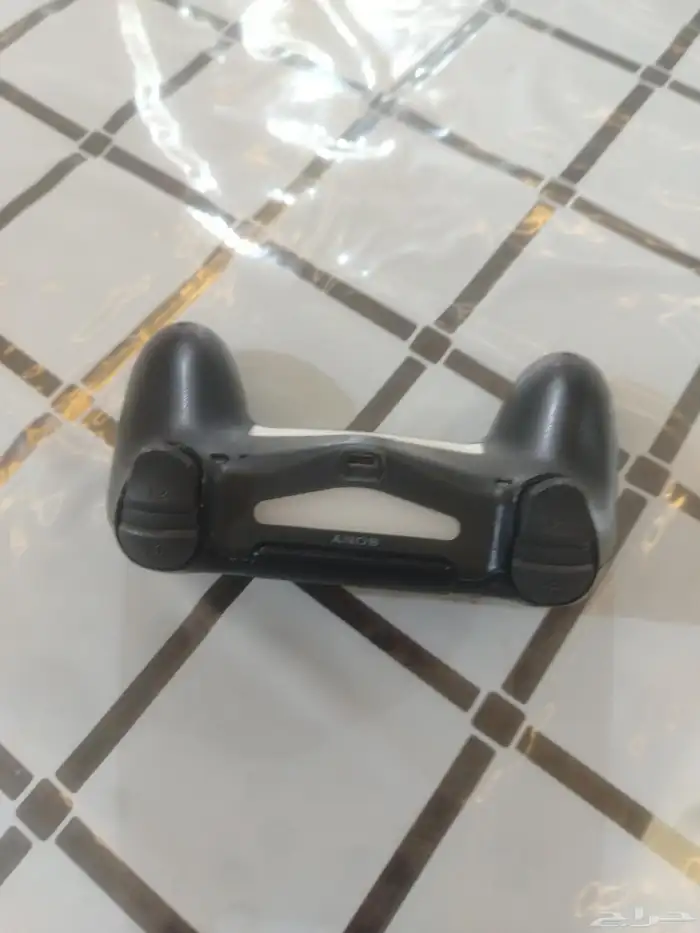 يدة سوني 4 اصلية 1