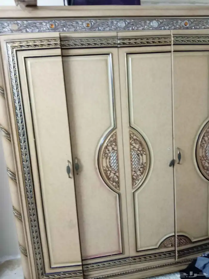 لبيع العدد 2شفاط3غسالت وحده تماتك ثلاجه صغيره 1تنور خبز شاشه 2
