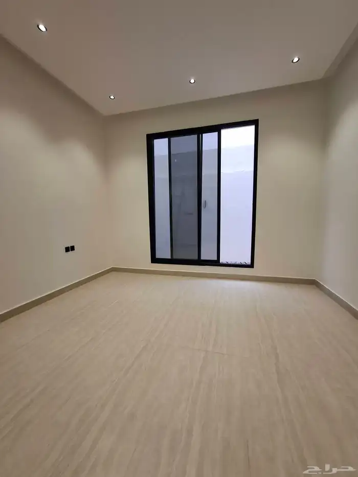 ادوار للبيع حي بدر على طريق الإمام مسلم 680 8
