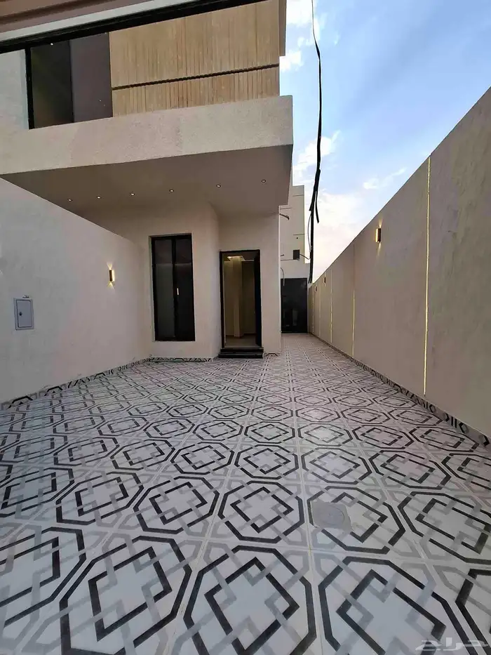 ادوار للبيع حي بدر على طريق الإمام مسلم 680 2