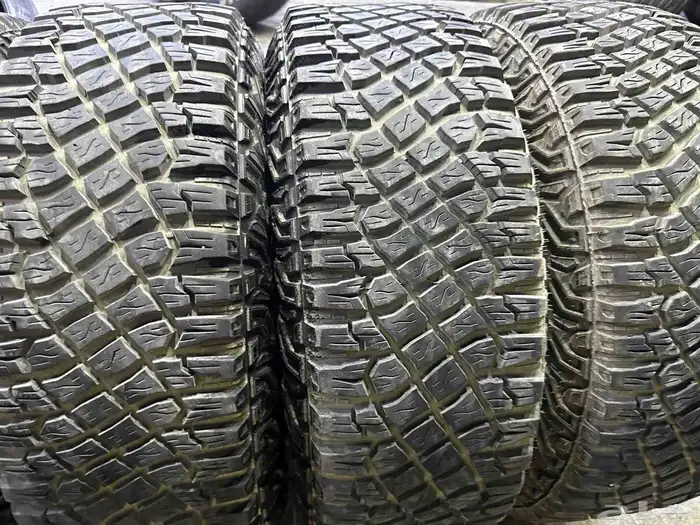 كفرات نص حجري جودير مقاس 315 70 17 0