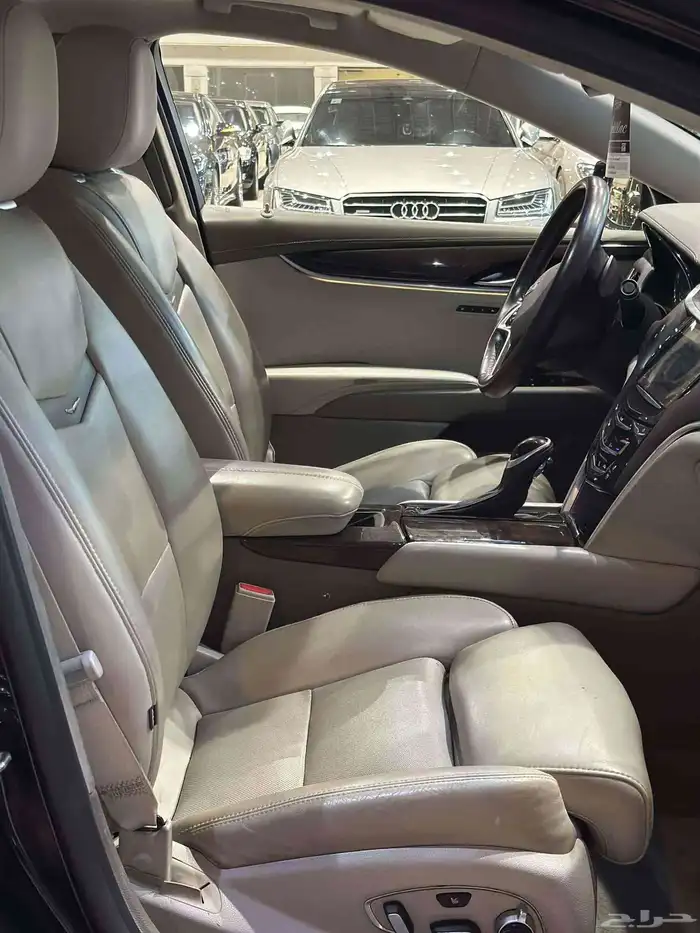 كاديلاك XT5 موديل 2016 7