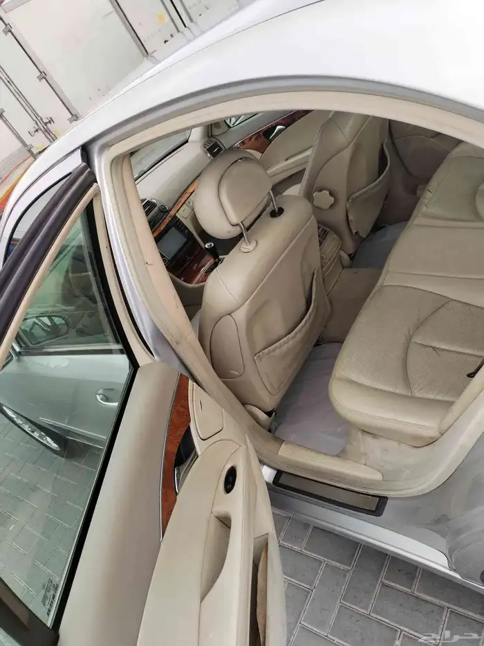 مرسيدس E240 الموديل 2004 2