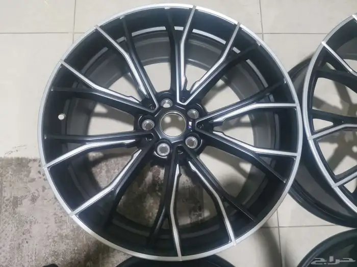 للبيع جنوط BMW اصليه M جديده عرضين 2
