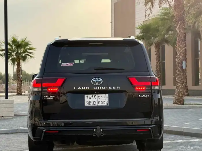 جيب لاندكروزر 2023 ديزل 16