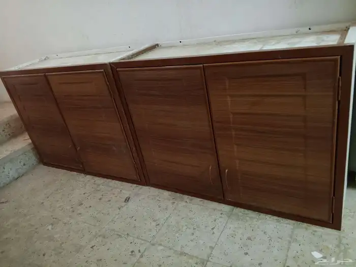 شاشه 43 بوصه مع الطاولة والرسيفير 6