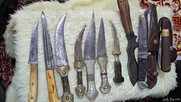 خناجر وسكين قديمة 6