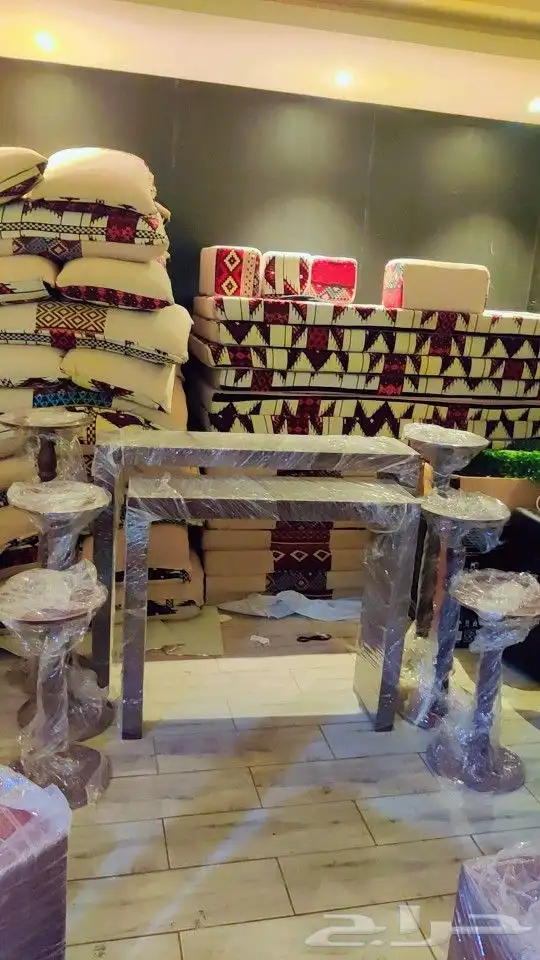 تاجير مدخل استقبال خشبي 2