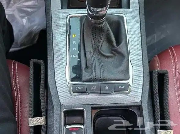للبيع MG Rx5 2.0 LUX فل كامل اعلى فئة 3
