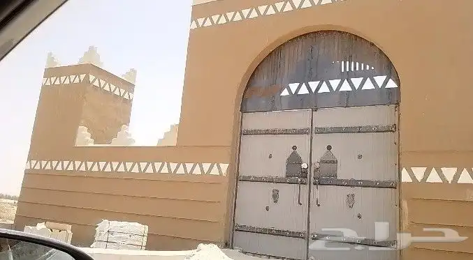 تراث والحجر نشتغل في انحا المملكه 7