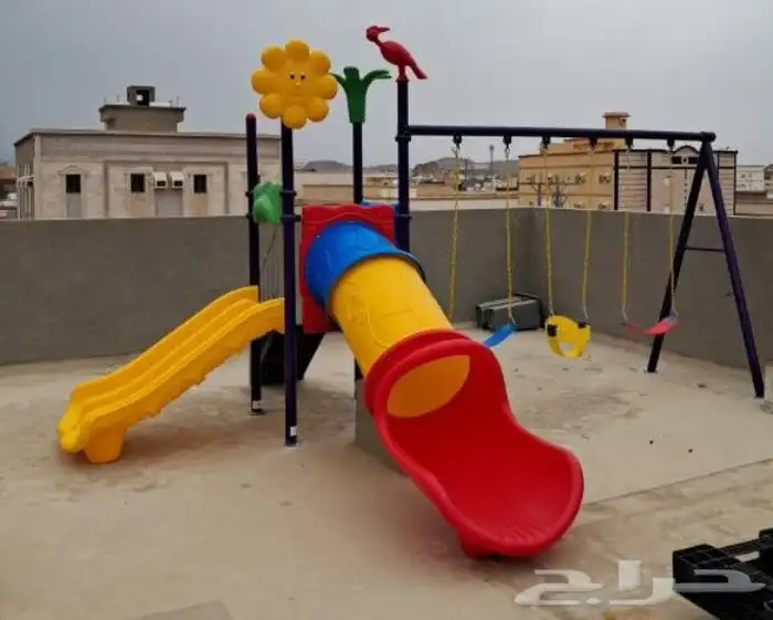 في مرجيحه صيني وطني بلاستي حديد كله في كراسي جلسه كله في 18