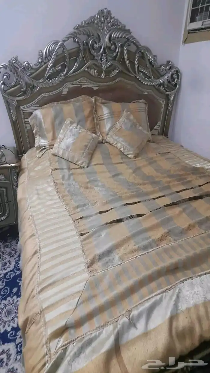 غرفه نوم ممتازه بالمرتبه ليس بها اي عيوب وثلاجتين للبيع 3
