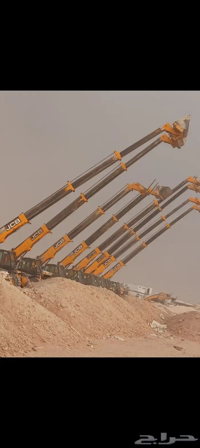 رفعه جي سي بي بوم لرفع جميع مواد البناء 0