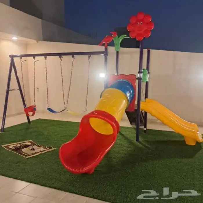 في مرجيحه صيني وطني بلاستي حديد كله في كراسي جلسه كله في 11