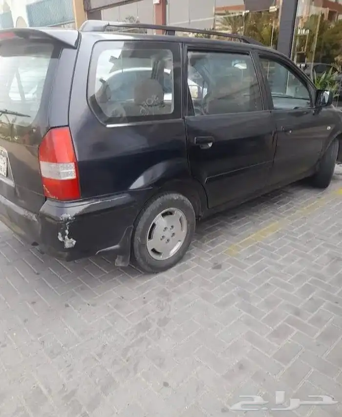 سياره عائليه 7 راكب جير أتوماتيك 4 سلندر 1600 س س ميتسوبيشي 5