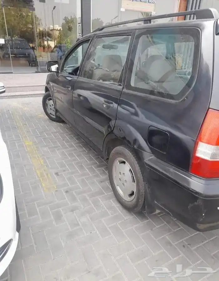 سياره عائليه 7 راكب جير أتوماتيك 4 سلندر 1600 س س ميتسوبيشي 4